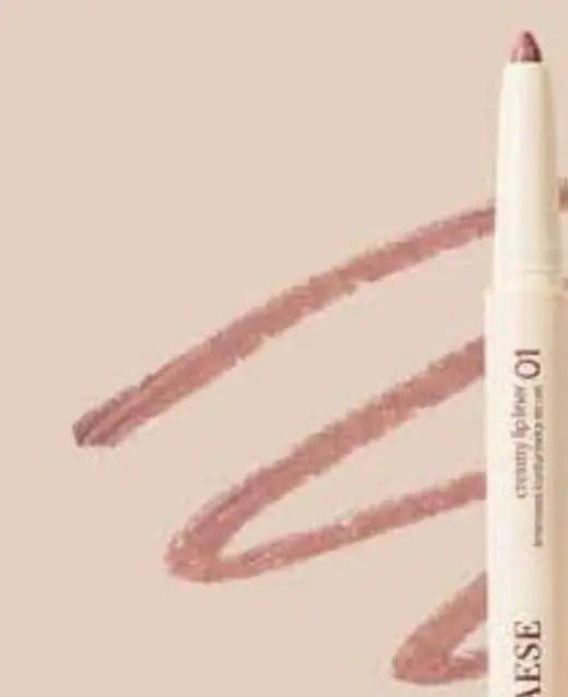01 Cute Nude swatch detail
